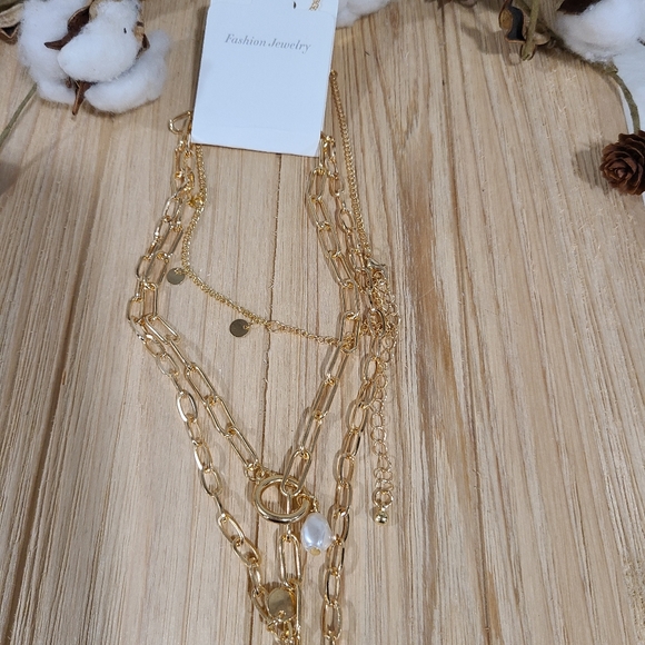 ⭐️⭐️NEW⭐️⭐️BEAUTIFUL!! Bohomeian Faux Pearl 3 Layer Disc Charm Necklace - Picture 12 of 16